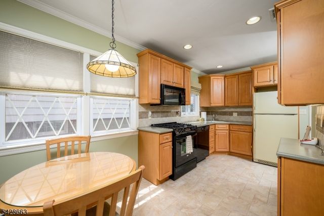 214 Berthold Ave, Rahway City, NJ 07065