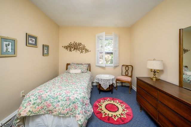 214 Berthold Ave, Rahway City, NJ 07065