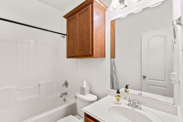 5824 Twilight Drive, Grand Prairie, TX 75052