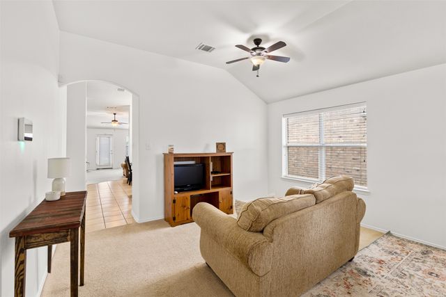 5824 Twilight Drive, Grand Prairie, TX 75052