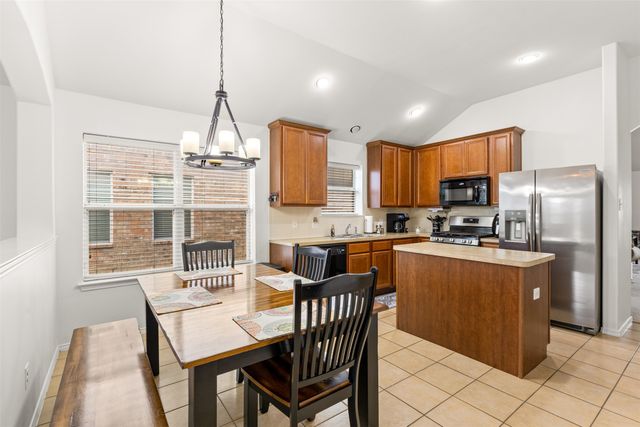 5824 Twilight Drive, Grand Prairie, TX 75052