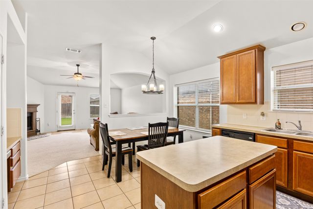 5824 Twilight Drive, Grand Prairie, TX 75052