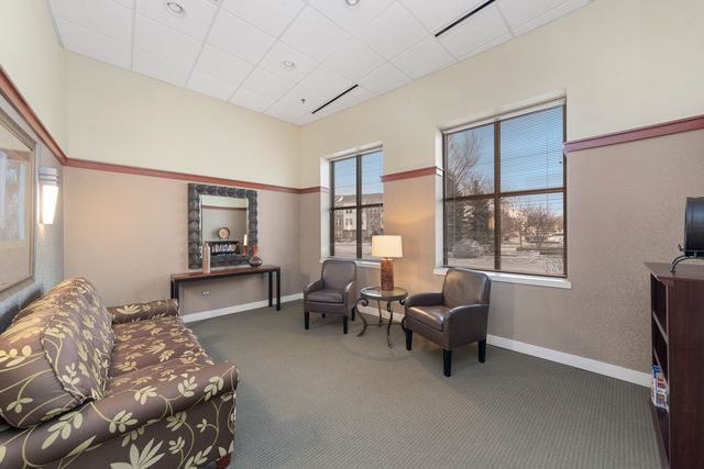 6420 Double Eagle Drive 510, Woodridge, IL 60517