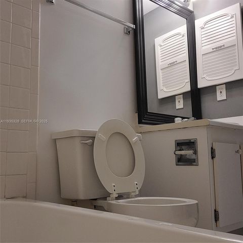 151 SW 134th Way 312N, Pembroke Pines, FL 33027