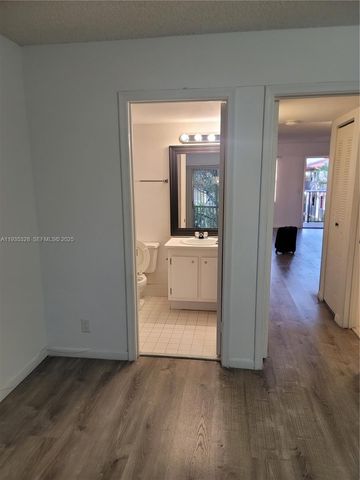 151 SW 134th Way 312N, Pembroke Pines, FL 33027