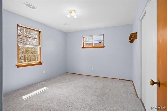 628 Roanoke Drive, Edwardsville, IL 62025