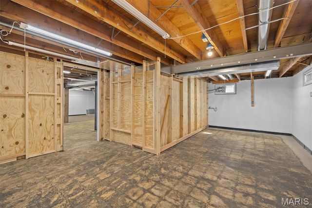 628 Roanoke Drive, Edwardsville, IL 62025