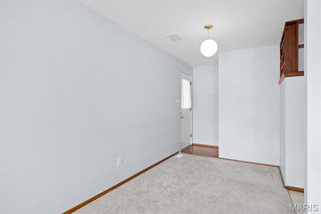 628 Roanoke Drive, Edwardsville, IL 62025