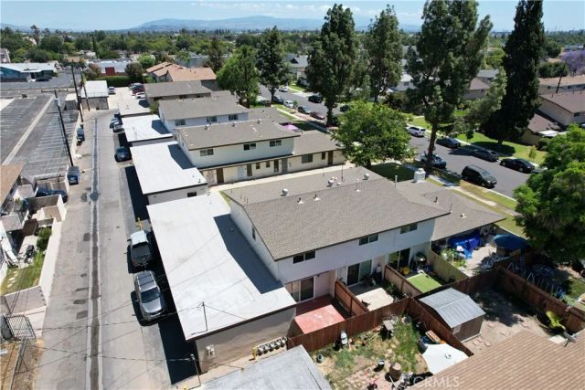701 N W Provential Drive, Anaheim, CA 92805