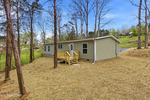 191 Pinecrest Drive, Loudon, TN 37774