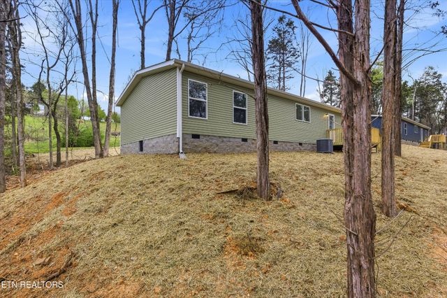191 Pinecrest Drive, Loudon, TN 37774