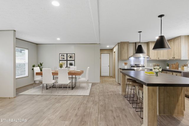 191 Pinecrest Drive, Loudon, TN 37774