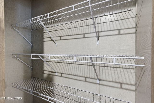 191 Pinecrest Drive, Loudon, TN 37774