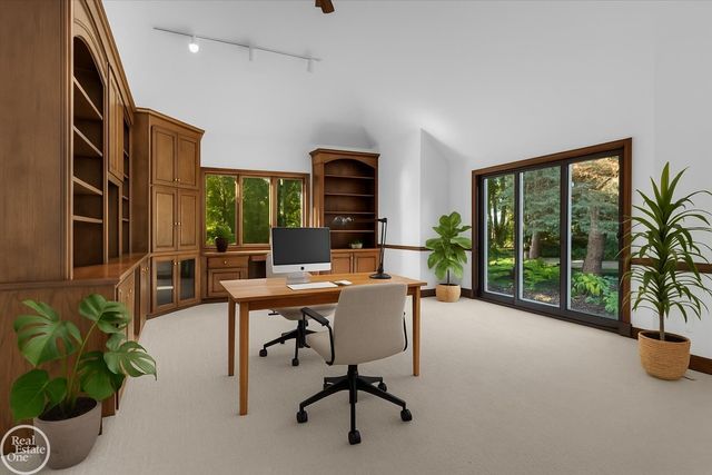 770 N Riverside Street, St Clair, MI 48079