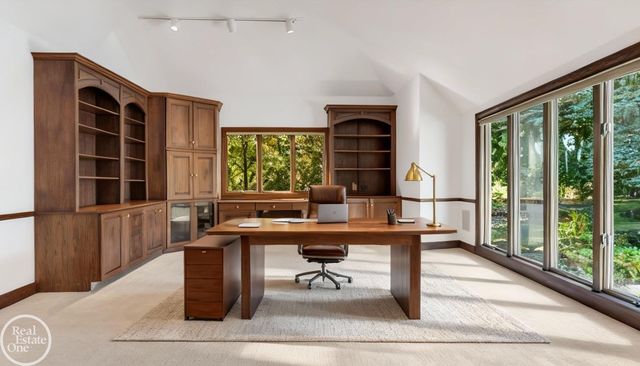 770 N Riverside Street, St Clair, MI 48079