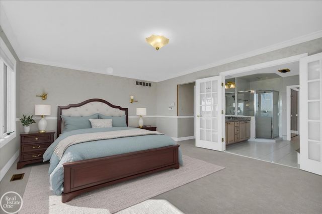 770 N Riverside Street, St Clair, MI 48079