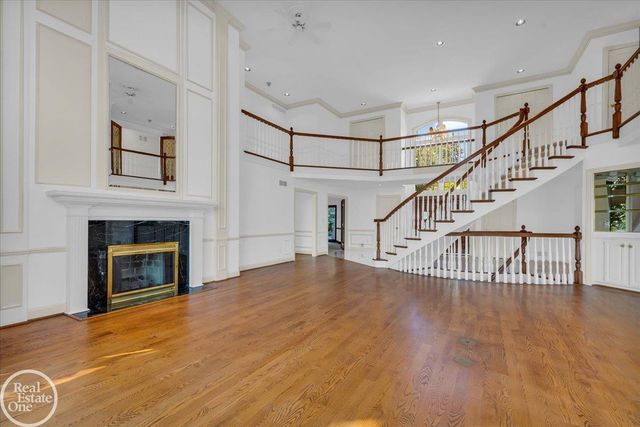 770 N Riverside Street, St Clair, MI 48079