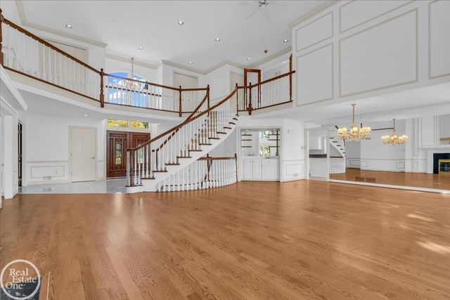 770 N Riverside Street, St Clair, MI 48079