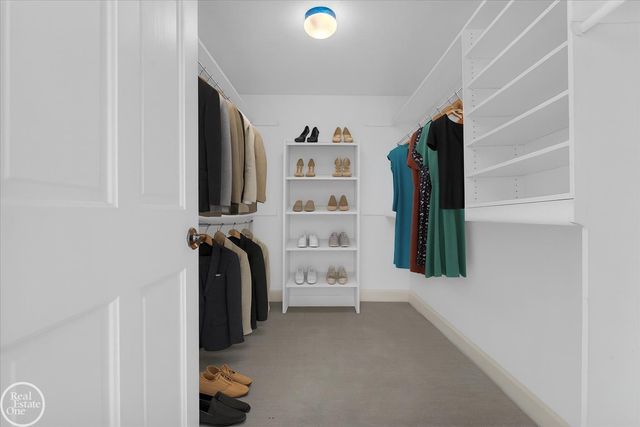 770 N Riverside Street, St Clair, MI 48079