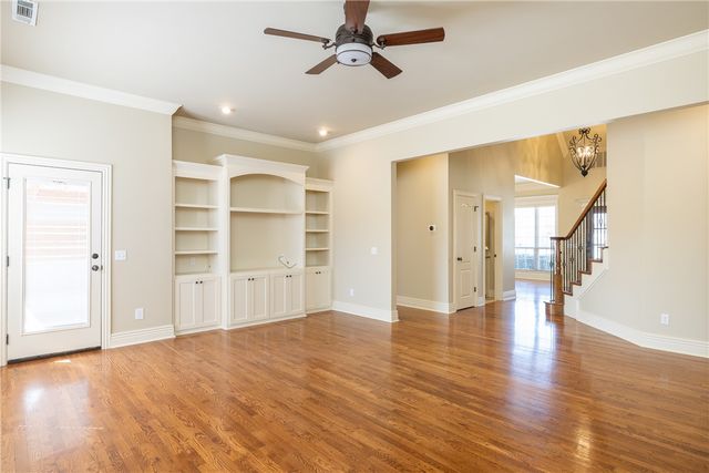 1888 N Candleshoe Drive, Fayetteville, AR 72701