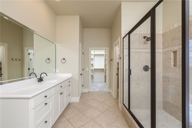 1888 N Candleshoe Drive, Fayetteville, AR 72701