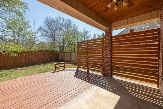 1888 N Candleshoe Drive, Fayetteville, AR 72701