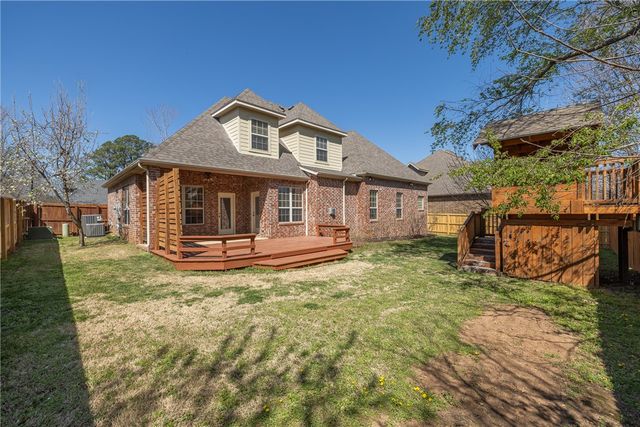 1888 N Candleshoe Drive, Fayetteville, AR 72701