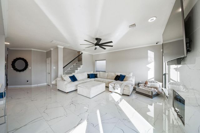 3305 Oak Dale Way, Seabrook, TX 77586