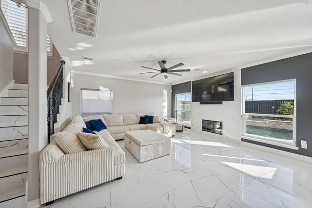 3305 Oak Dale Way, Seabrook, TX 77586