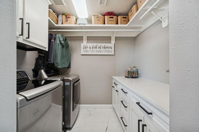 3305 Oak Dale Way, Seabrook, TX 77586