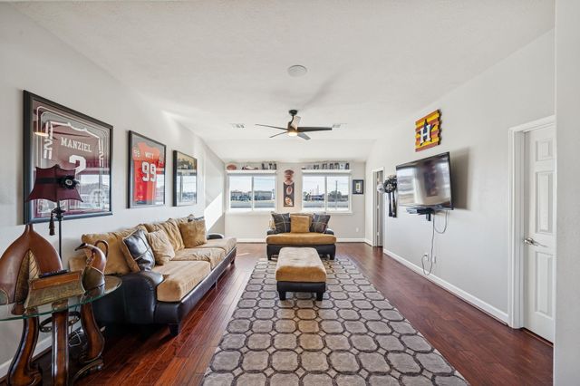 3305 Oak Dale Way, Seabrook, TX 77586