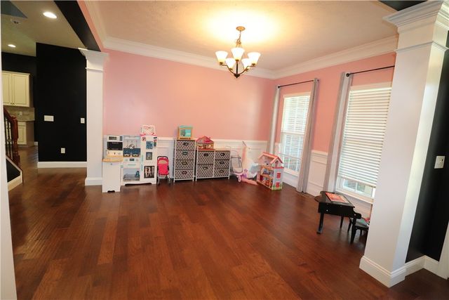 10509 Wallingsford Circle, Centerville, OH 45458