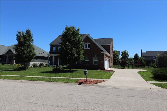 10509 Wallingsford Circle, Centerville, OH 45458