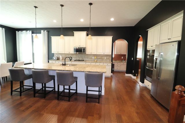 10509 Wallingsford Circle, Centerville, OH 45458