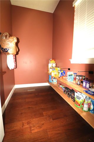 10509 Wallingsford Circle, Centerville, OH 45458