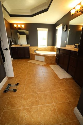 10509 Wallingsford Circle, Centerville, OH 45458