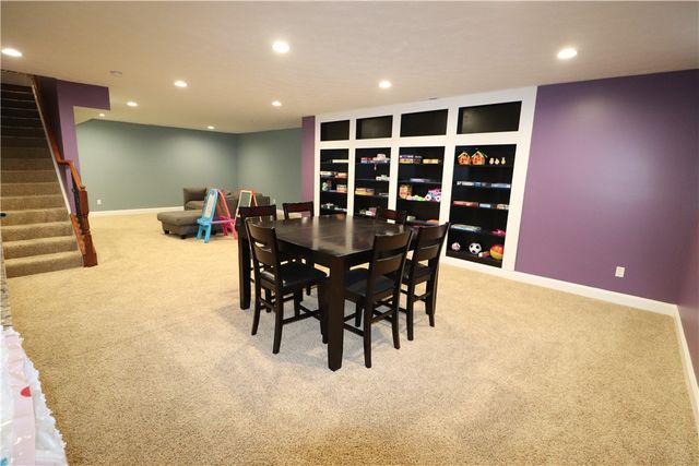 10509 Wallingsford Circle, Centerville, OH 45458