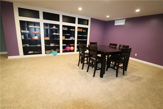 10509 Wallingsford Circle, Centerville, OH 45458