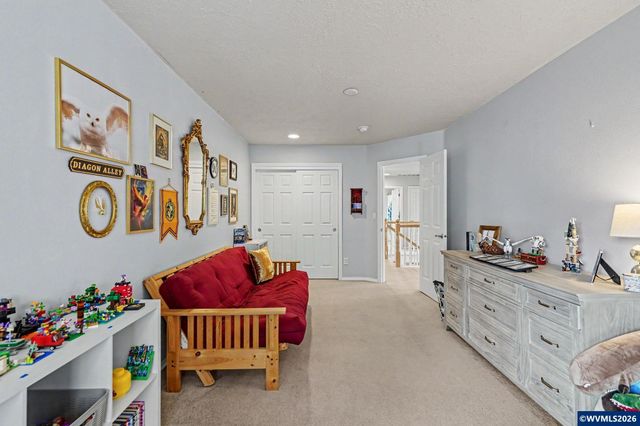 151 Breyonna Wy, Silverton, OR 97381