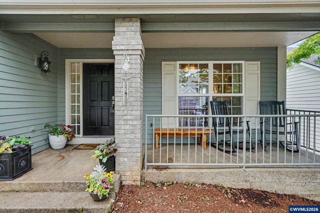 151 Breyonna Wy, Silverton, OR 97381