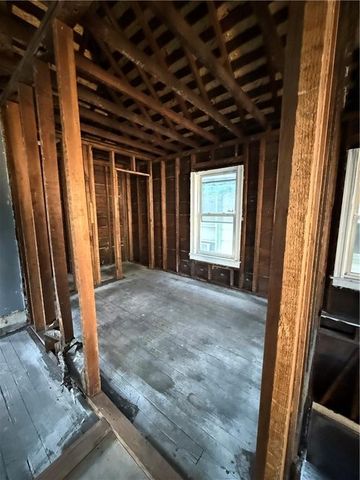 2510 Montgall Avenue, Kansas City, MO 64127