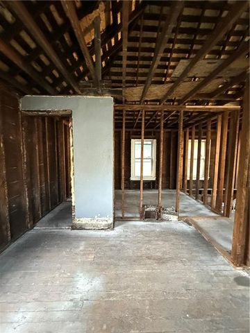 2510 Montgall Avenue, Kansas City, MO 64127