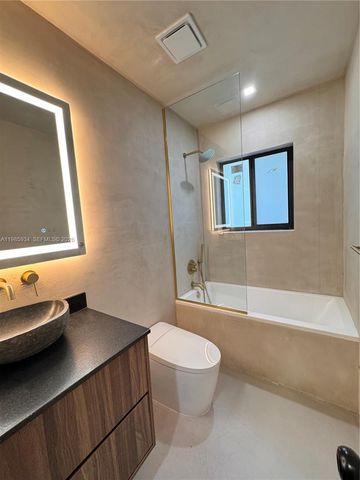 8931 NE 2nd Ave S4, El Portal, FL 33138