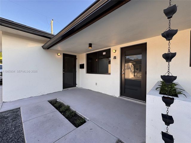 8931 NE 2nd Ave S4, El Portal, FL 33138