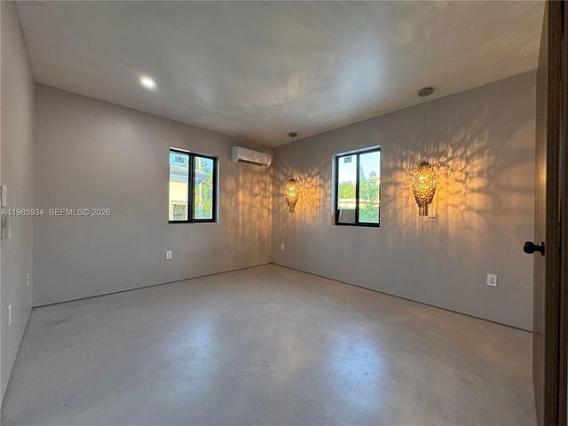 8931 NE 2nd Ave S4, El Portal, FL 33138