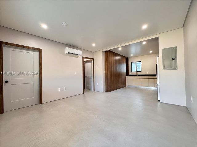 8931 NE 2nd Ave S4, El Portal, FL 33138