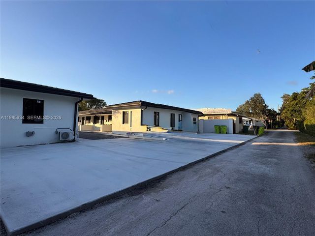 8931 NE 2nd Ave S4, El Portal, FL 33138