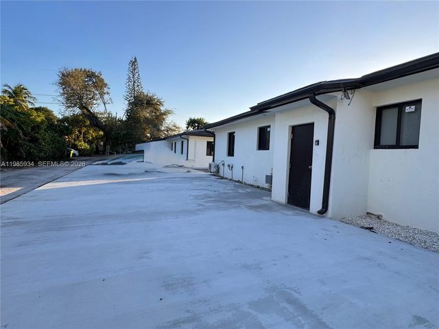 8931 NE 2nd Ave S4, El Portal, FL 33138