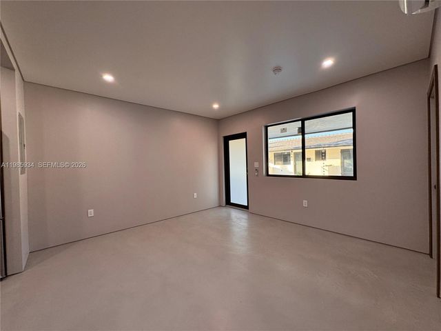 8931 NE 2nd Ave S4, El Portal, FL 33138