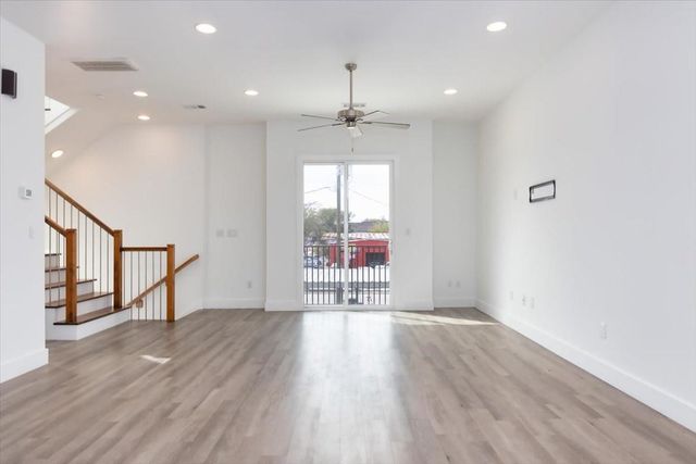 645 W 16th Street, Houston, TX 77008